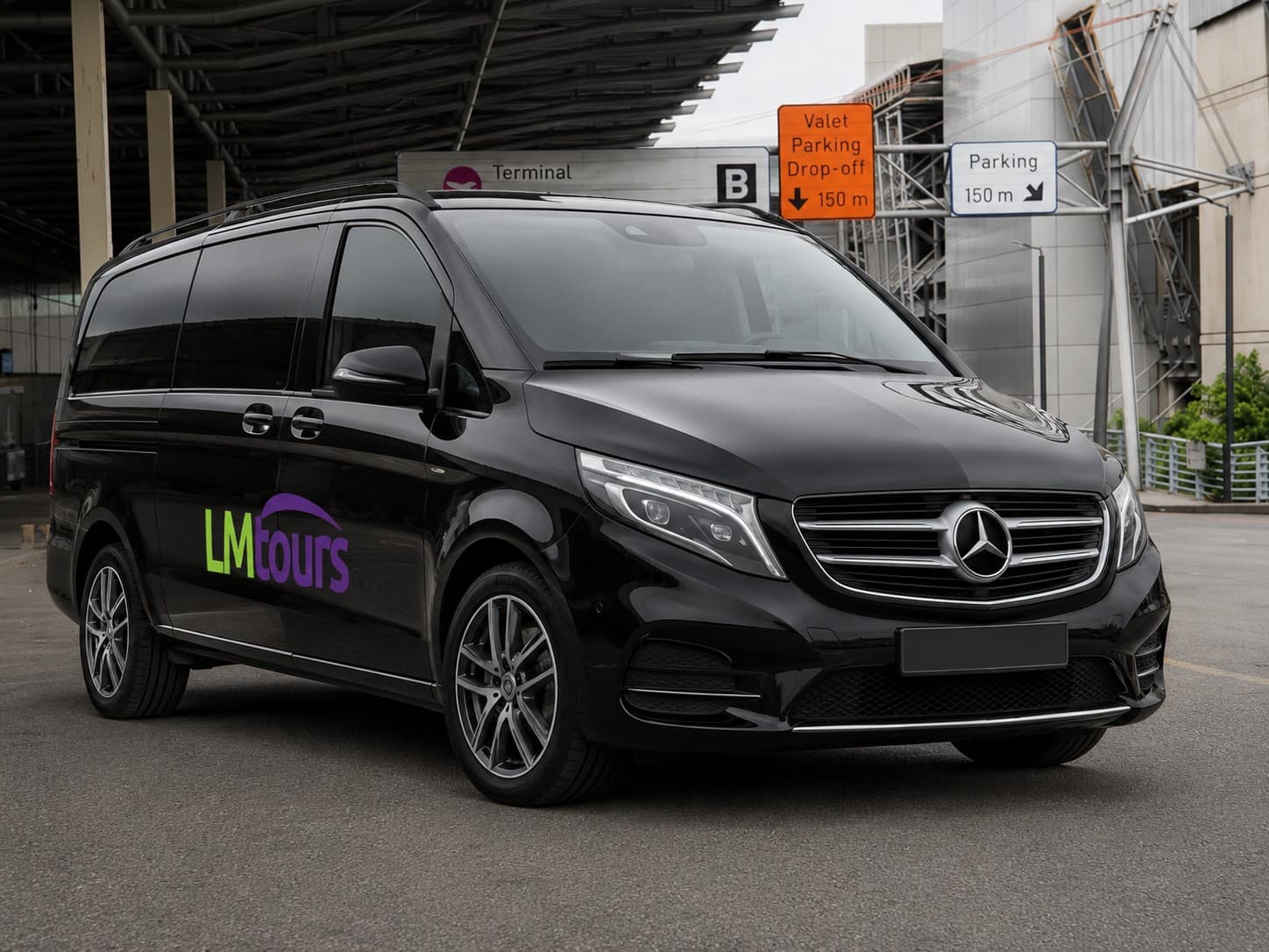 Mercedes-Benz V-Class executive van for group and airport transfers